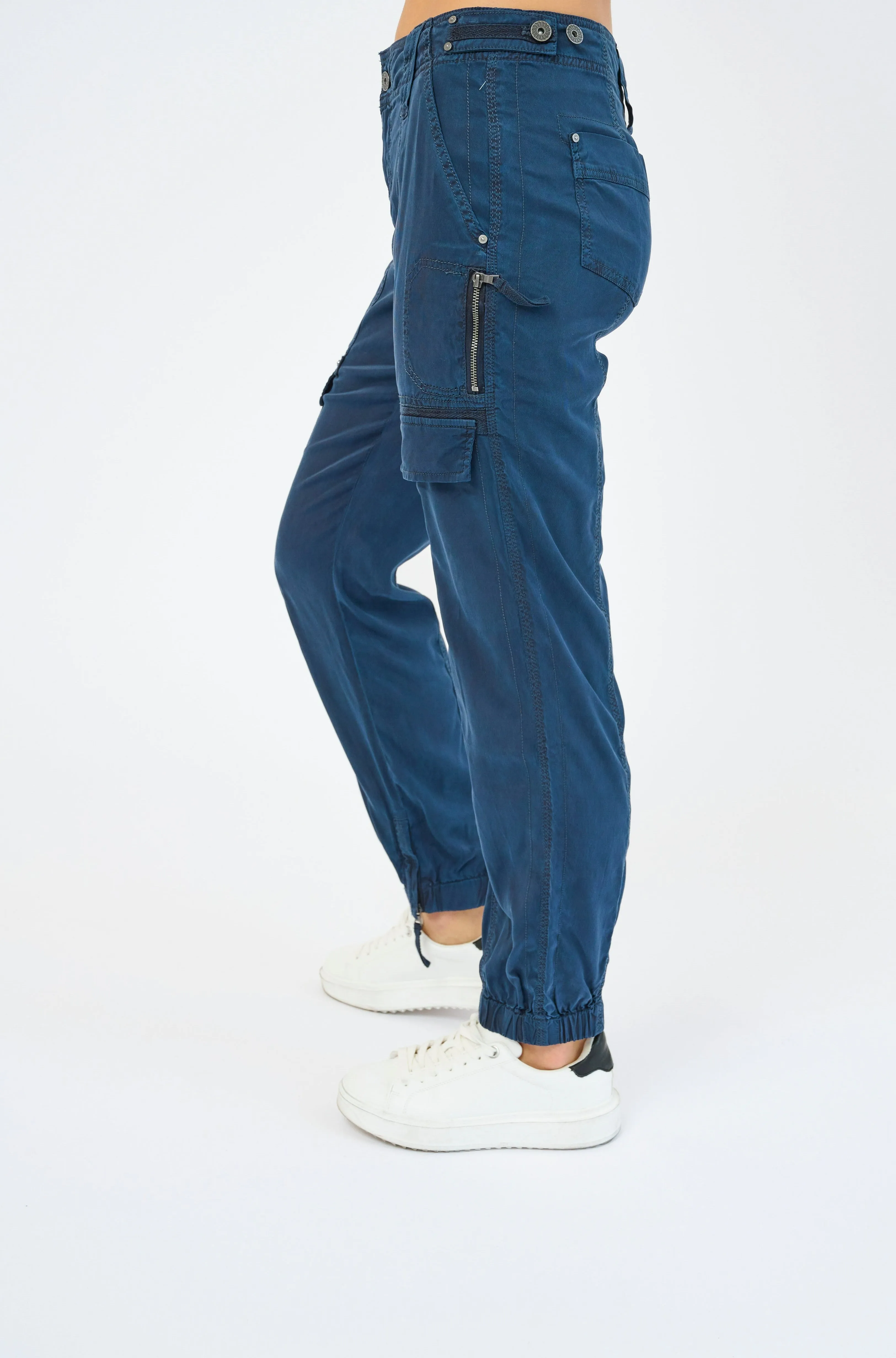 Dawn Stretch Cupro Jogger