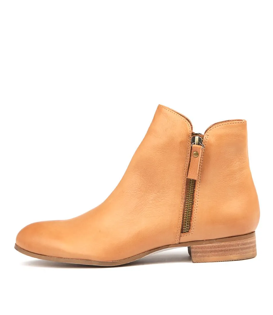 Fabian Boots - Tan