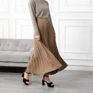 Pleated Skirt with Chiffon Liner