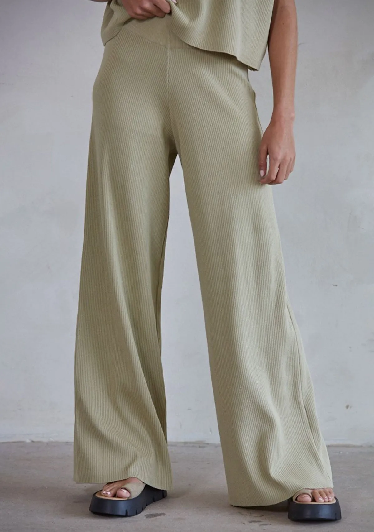 The Leonie Pants